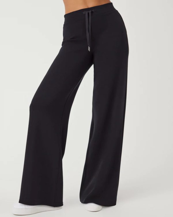 Product Image for  AirEssentials Wide Leg Pant